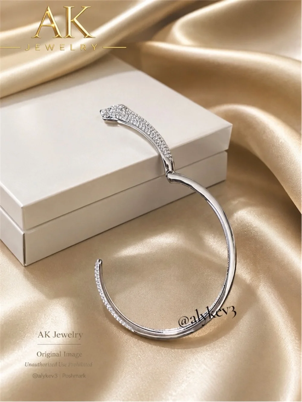 💎LUXURY Panther Open Bracelet Lux Pave Sophisticated Statement Cuff